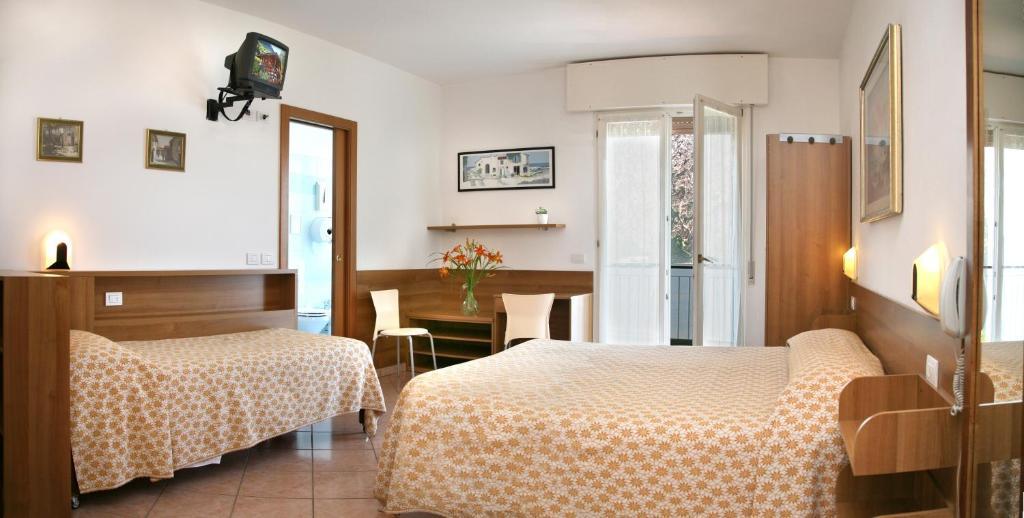 Hotel Baitone - Nature Village Malcesine Zimmer foto