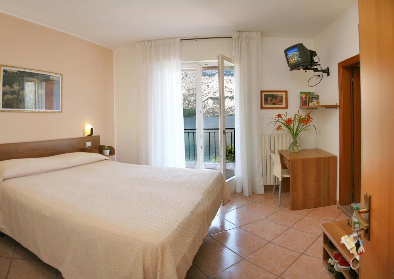 Hotel Baitone - Nature Village Malcesine Exterior foto